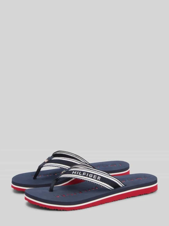 Zdjęcie produktu Japonki z detalami z logo Tommy Hilfiger Ciemnoniebieski