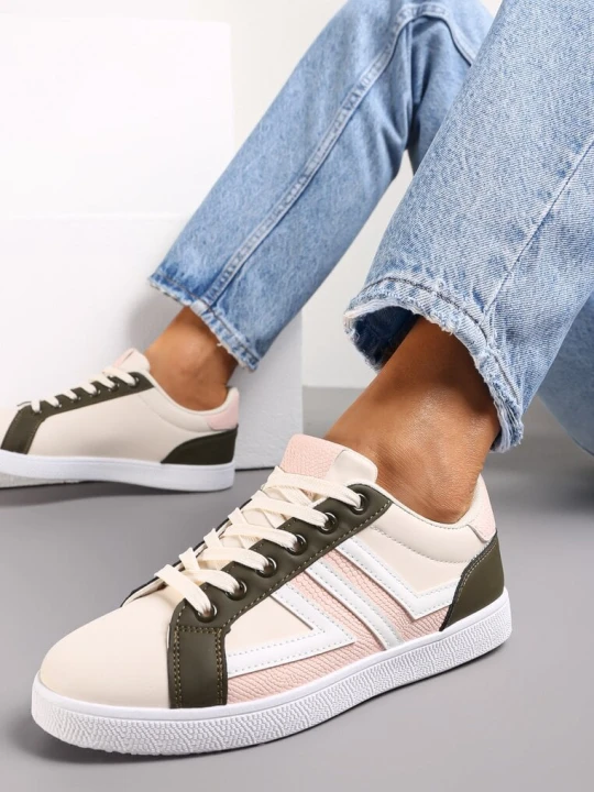 Zdjęcie produktu Jasnobeżowe Sneakersy z Wstawkami Lerlet Beżowy