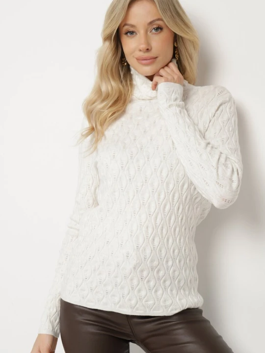 Zdjęcie produktu Jasnobeżowy Golf z Wiskozą Zdobiony Tłoczonym Wzorem i Metaliczną Nicią Ilamirael Wool Fashion