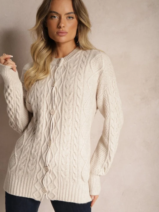 Zdjęcie produktu Jasnobeżowy Kardigan na Guziki z Ozdobnym Splotem Alorinda Wool Fashion