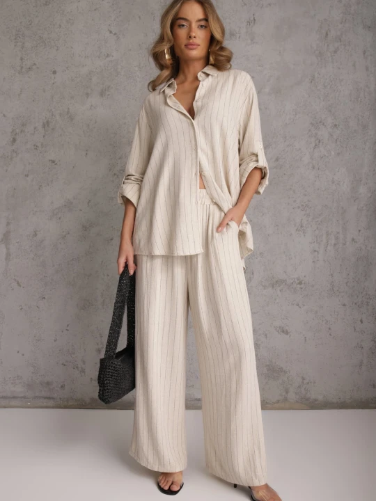 Zdjęcie produktu Jasnobeżowy Komplet z Wiskozy i Lnu w Delikatne Prążki Koszula i Spodnie Wide Leg Cliffesa M&d Fashion