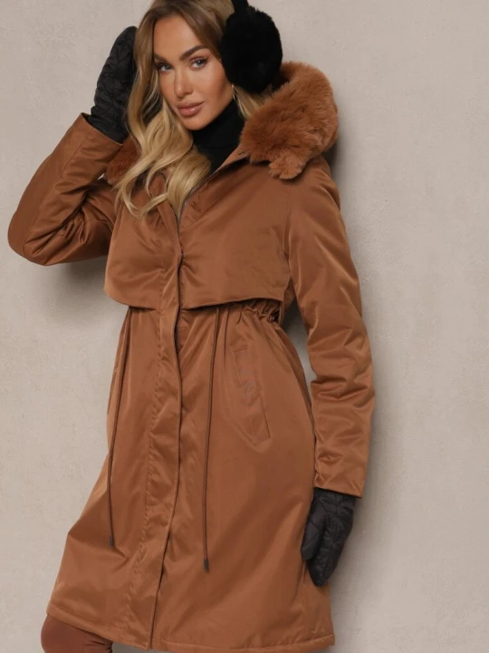 Zdjęcie produktu Jasnobrązowa Kurtka Parka ze Ściągaczem Kapturem i Odpinanym Futerkiem Semiriellea J.style Brązowy