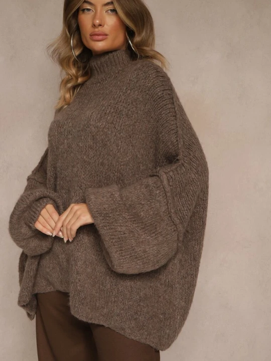 Zdjęcie produktu Jasnobrązowy Golf Oversize z Wełną z Opadającą Linią Ramion Lilirea Jumelle