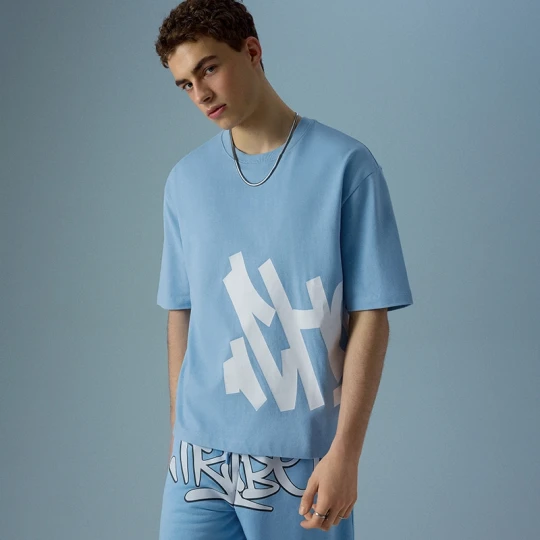 Zdjęcie produktu Jasnoniebieska koszulka z napisem Chosen w stylu graffiti House niebieski