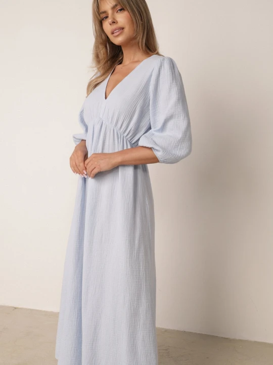Zdjęcie produktu Jasnoniebieska Rozkloszowana Bawełniana Sukienka Boho z Wiązaniem i Gumką w Talii Lawla Jumelle Niebieski