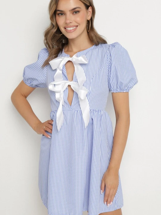 Zdjęcie produktu Jasnoniebieska Rozkloszowana Sukienka w Kratkę Vichy w Stylu Retro z Wiązaniem Telionea Lovery Niebieski