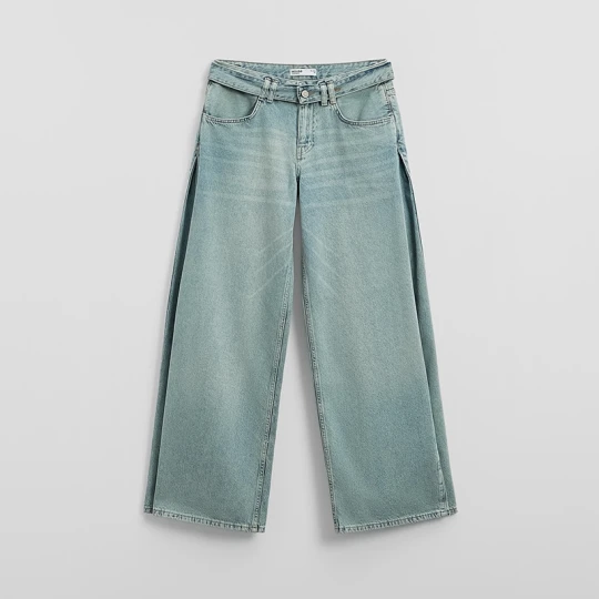 Zdjęcie produktu Jasnoniebieskie jeansy wide leg z niskim stanem i podwójnym pasem House