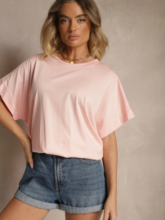 Zdjęcie produktu Jasnoróżowy T-shirt z Wiskozą o Fasonie Nietoperza Tanalitha J Studio