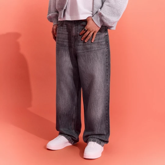 Zdjęcie produktu Jasnoszare jeansy baggy loose fit House jasnoszary