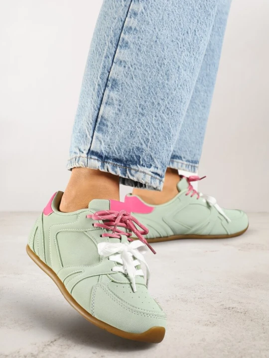 Zdjęcie produktu Jasnozielone Sneakersy Ozdobione Przeszyciami i Podwójnym Sznurowaniem Telisaria Zielony