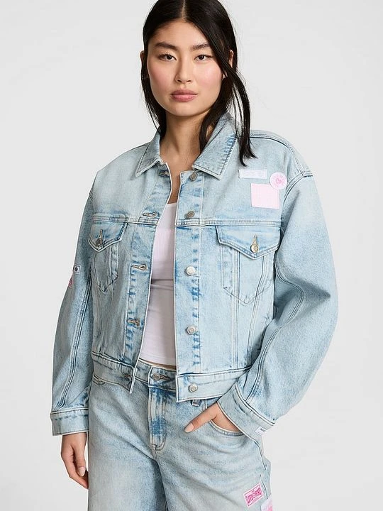 Zdjęcie produktu Jeansowa kurtka boyfriend (trucker) Denim by PINK Victoria's Secret Niebieski