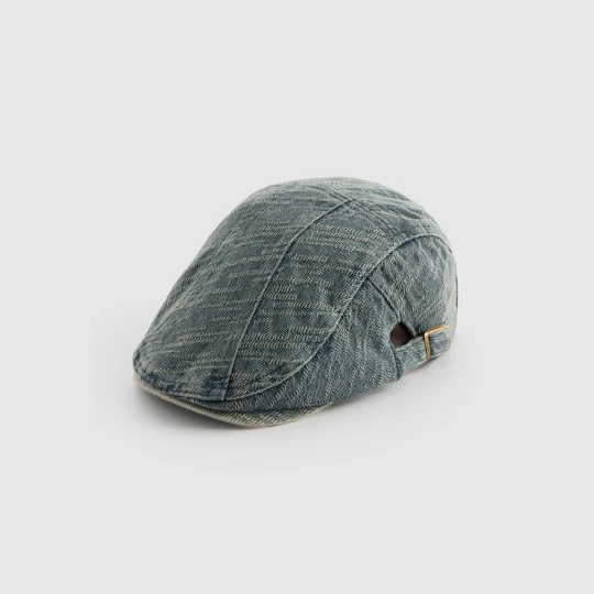 Zdjęcie produktu Jeansowy beret z klamrami jasnoniebieski House