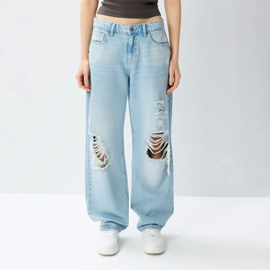 Zdjęcie produktu Jeansy baggy boyfriend fit mid waist z dziurami niebieskie House