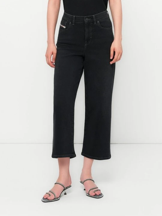 Zdjęcie produktu Jeansy baggy Diesel czerwony