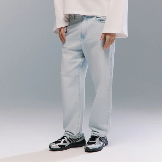 Zdjęcie produktu Jeansy loose fit jasnoniebieskie House