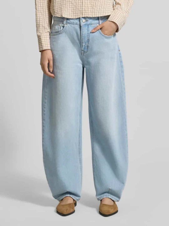 Zdjęcie produktu Jeansy barrel w 5 kieszeni model 'LUCY' My Essential Wardrobe Jasnoniebieski