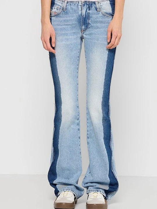 Zdjęcie produktu Jeansy Bootcut Diesel niebieski
