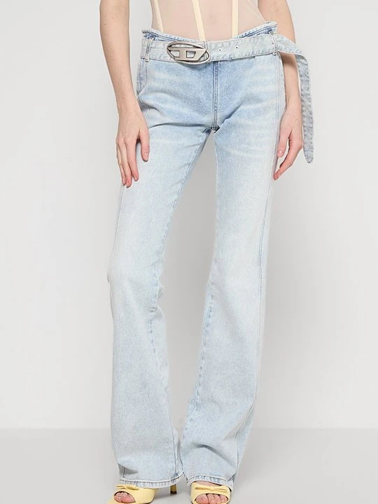 Zdjęcie produktu Jeansy Bootcut Diesel jasnoniebieski
