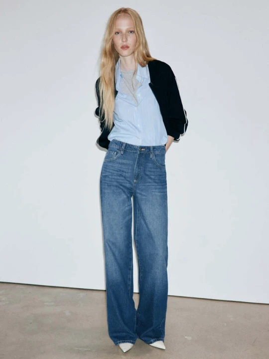 Zdjęcie produktu Jeansy Danila wide leg z wysokim stanem ciemnoniebieski - Kobieta - MANGO