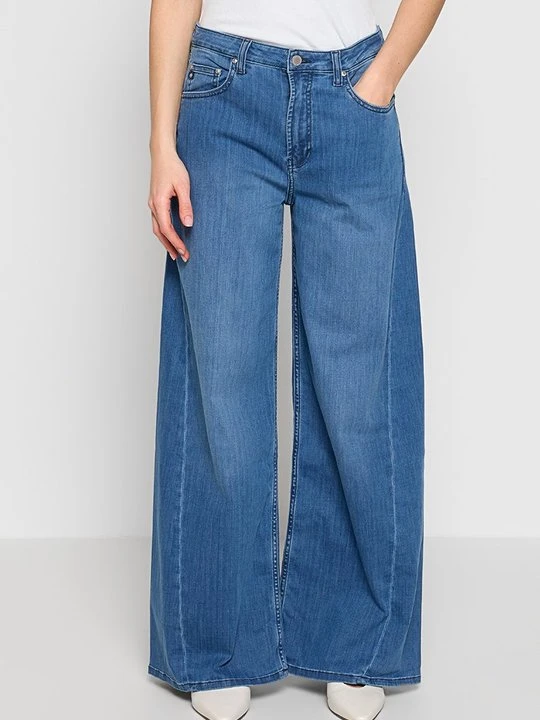 Zdjęcie produktu Jeansy Dzwony Ag Jeans niebieski