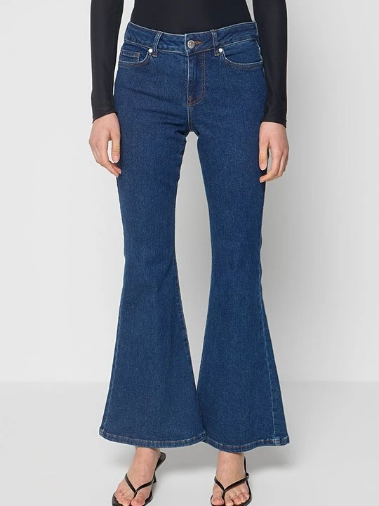 Zdjęcie produktu Jeansy Dzwony Tomorrow niebieski denim