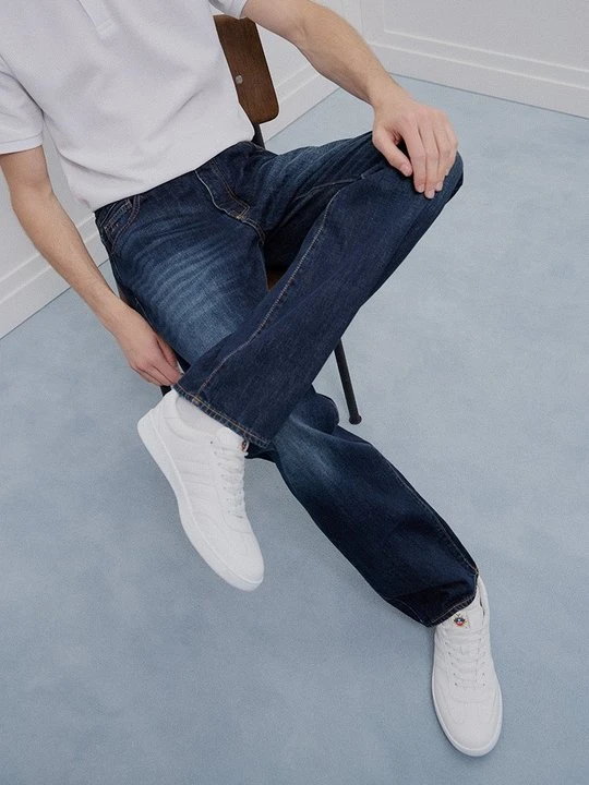 Zdjęcie produktu Jeansy loose fit Armani Exchange granatowy