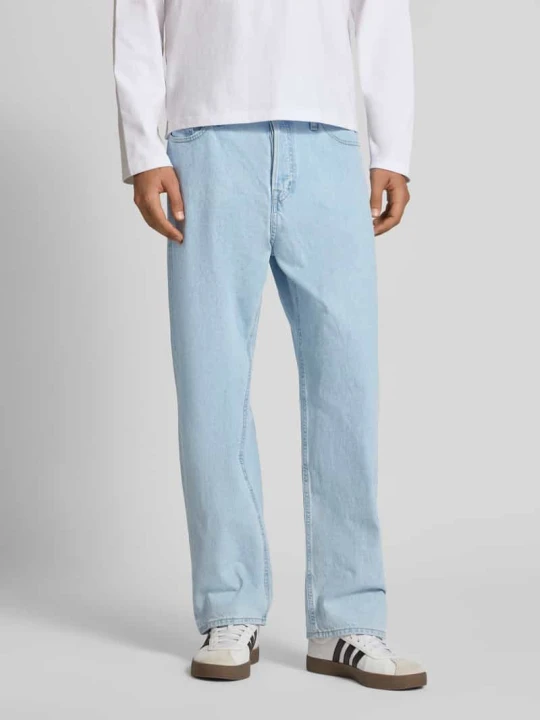 Zdjęcie produktu Jeansy o kroju baggy fit z 5 kieszeniami model ‘ALEX’ Jack&Jones Jasnoniebieski