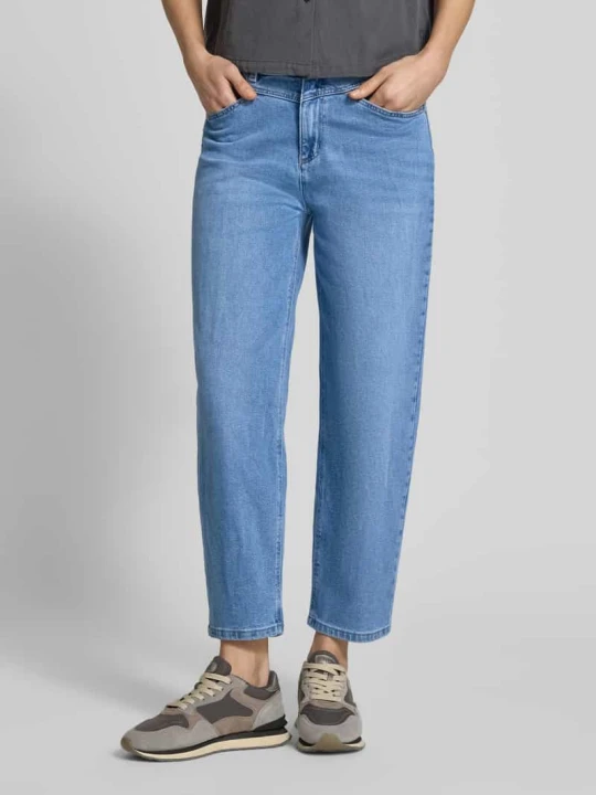 Zdjęcie produktu Jeansy o kroju barrel fit z wpuszczanymi kieszeniami Christian Berg Jeansowy niebieski