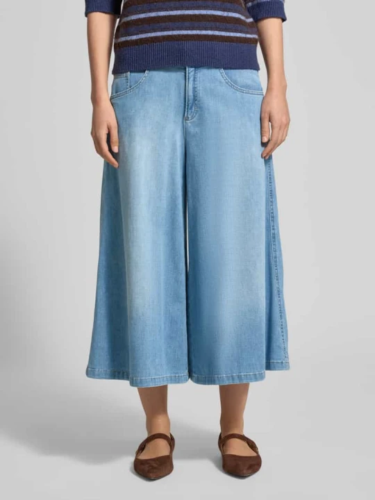 Zdjęcie produktu Jeansy o kroju loose fit z kieszeniami wpuszczanymi model 'Melli' BRAX Jasnoniebieski