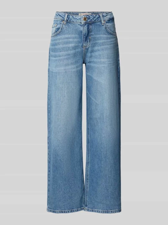 Zdjęcie produktu Jeansy o kroju low rise krój baggy z wpuszczanymi kieszeniami model 'WIDE LOW' Guess Jasnoniebieski