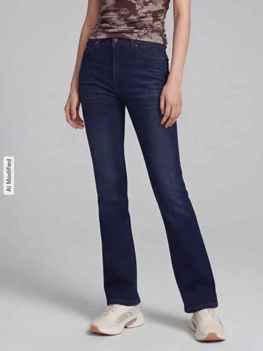 Zdjęcie produktu Jeansy o kroju regular fit bootcut z mieszanki wiskozy i bawełny model 'PARIS FLARED' CAMBIO Ciemnoniebieski