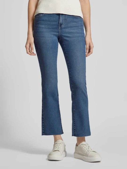Zdjęcie produktu Jeansy o kroju regular fit z wysokim stanem i dołem bez wykończenia model ‘SHEILA’ Vero Moda Niebieski