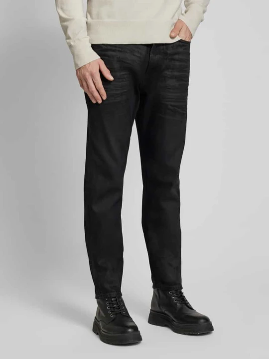 Zdjęcie produktu Jeansy o kroju relaxed fit z 5 kieszeniami model ‘JAMES’ Guess Czarny