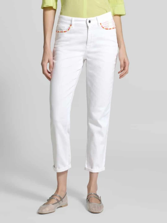 Zdjęcie produktu Jeansy o kroju relaxed fit z haftami Marc Cain Biały