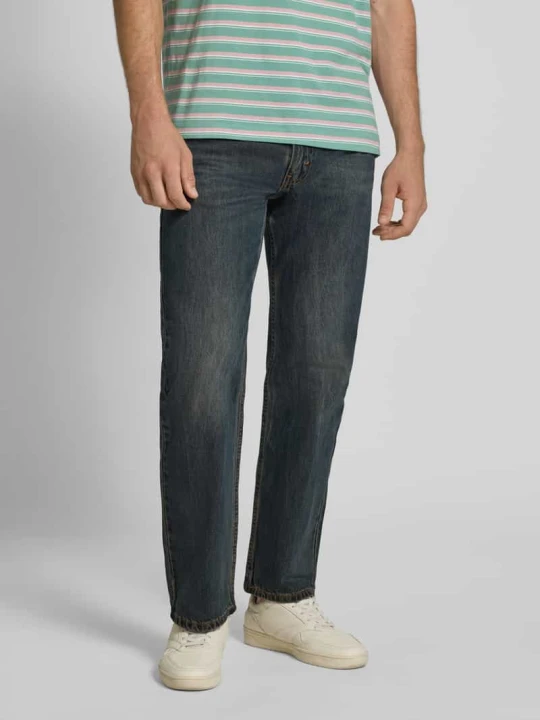 Zdjęcie produktu Jeansy o kroju relaxed straight fit z efektem znoszenia model ‘555’ Levi's Niebieski