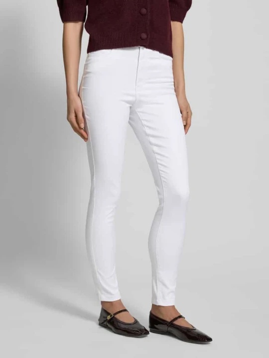 Zdjęcie produktu Jeansy o kroju skinny fit z dodatkiem bawełny model ‘SOPHIA’ Vero Moda Biały