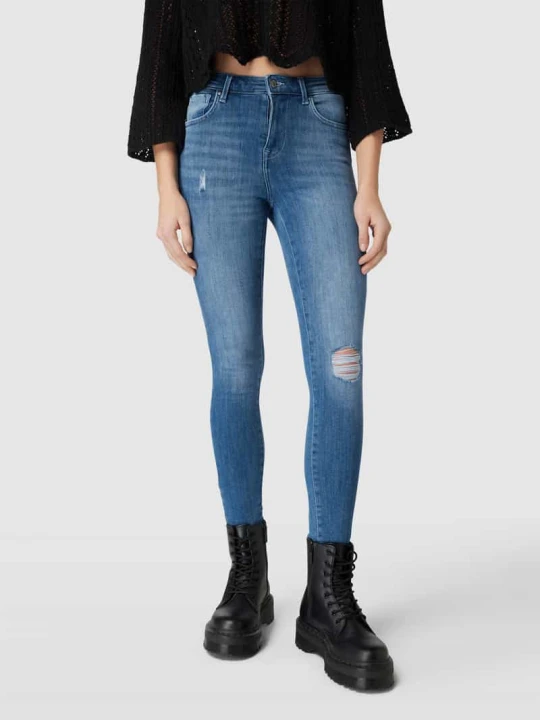 Zdjęcie produktu Jeansy o kroju skinny fit z przetarciami model ‘POWER’ Only Jeansowy niebieski