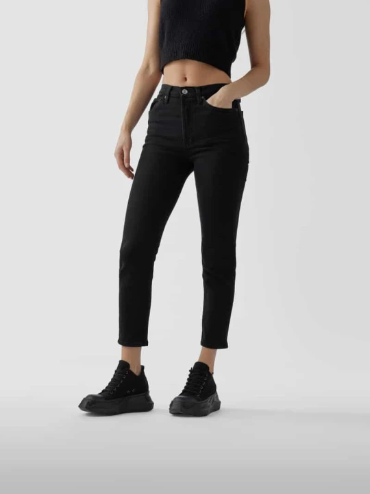 Zdjęcie produktu Jeansy o kroju slim fit z detalem z logo RE/DONE Czarny