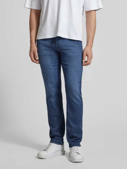 Zdjęcie produktu Jeansy o kroju regular fit z mieszanki bawełny z dodatkiem wiskozy i jedwabiu model 'Chuck' BRAX Jeansowy niebieski