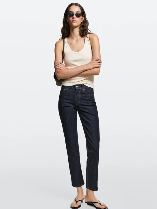 Zdjęcie produktu Jeansy O Kroju Slim W Stylu Cropped Ze Średnim Stanem - Ciemnoniebieski - Massimo Dutti - Female