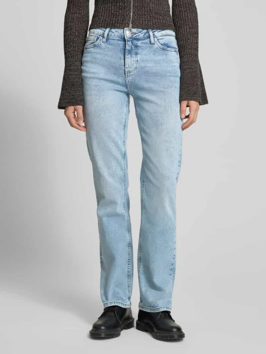 Zdjęcie produktu Jeansy o kroju straight fit z mieszanki bawełny model ‘KELLY’ Pieces Jasnoniebieski