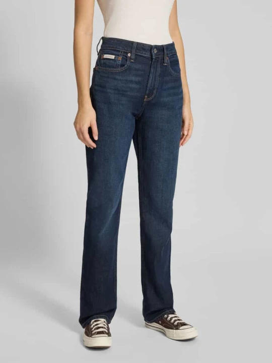 Zdjęcie produktu Jeansy o kroju straight fit z wysokim stanem i detalem z logo Calvin Klein Jeans Ciemnoniebieski