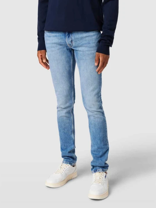 Zdjęcie produktu Jeansy o kroju Tapered Fit z dodatkiem streczu s.Oliver Jasnoniebieski