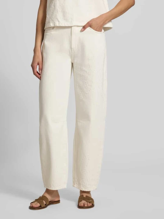 Zdjęcie produktu Jeansy o kroju wide fit w skróconym fasonie model 'Dexter' MSCH Copenhagen Złamany biały