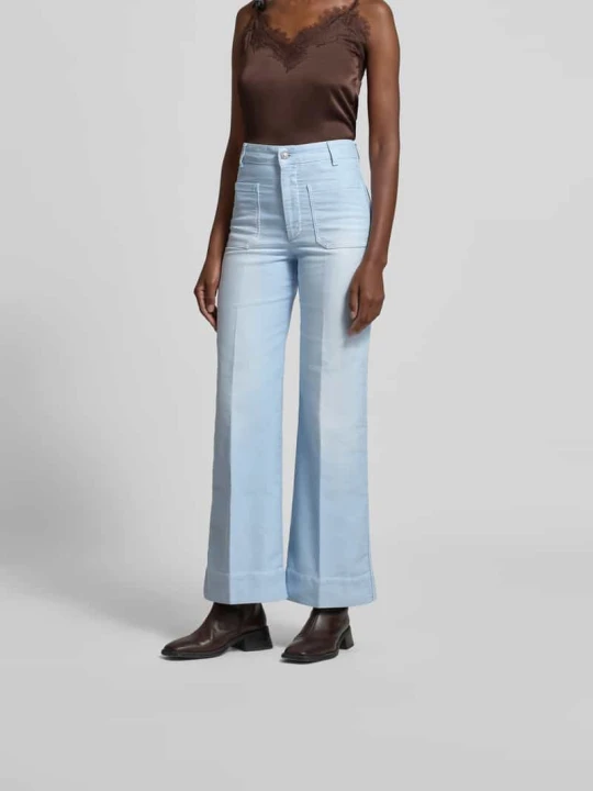 Zdjęcie produktu Jeansy o szerokim kroju z naszywanymi kieszeniami Victoria Beckham Jasnoniebieski