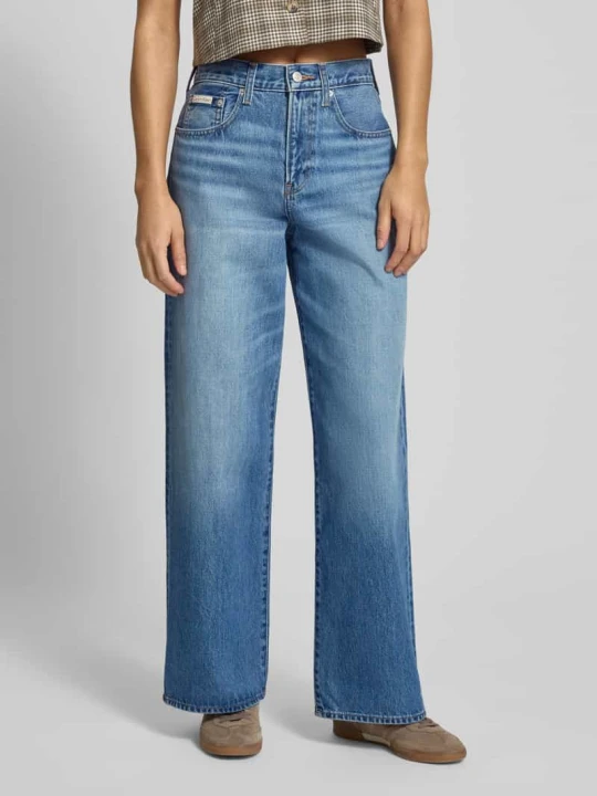 Zdjęcie produktu Jeansy o kroju wide fit z detalem z logo Calvin Klein Jeans Jeansowy niebieski melanż