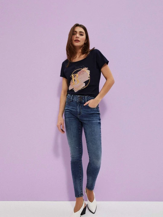 Zdjęcie produktu Jeansy push up z ozdobnym pasem granatowe Moodo