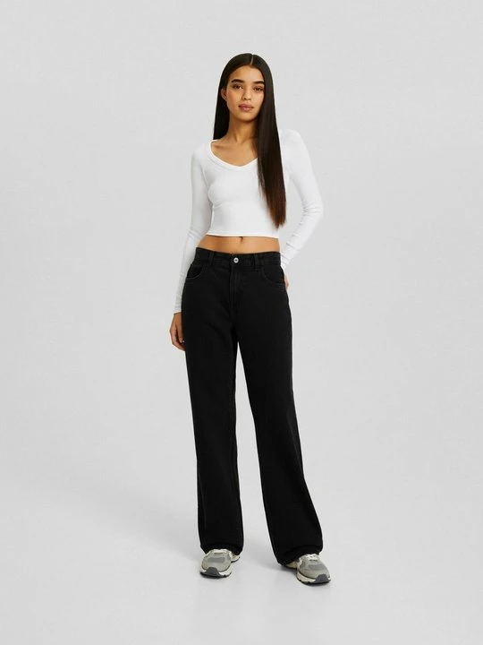 Zdjęcie produktu Jeansy Relaxed Fit Bershka czarny