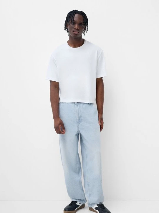 Zdjęcie produktu Jeansy Relaxed Fit Bershka jasnoniebieski
