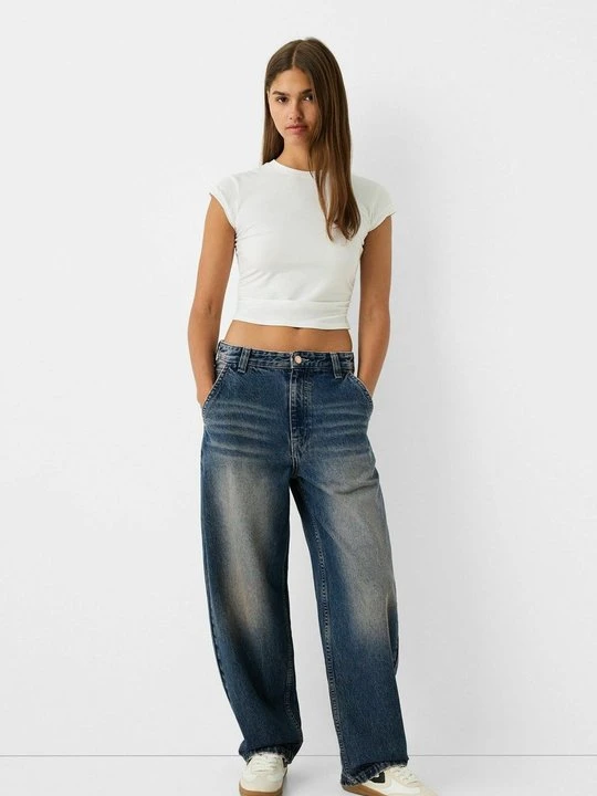 Zdjęcie produktu Jeansy Relaxed Fit Bershka granatowy